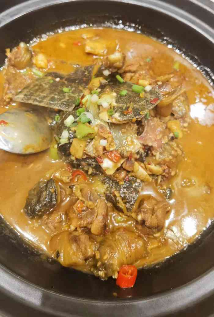 赣南人家(劲松店)-"老豆腐好吃!石鸡很嫩.菜量蛮大的.