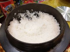 -闯关东东北农家菜(崂山石老人店)