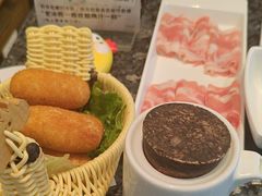 -一席地·本地鸡窝·杭帮鸡火锅(萧山银隆百货店)