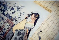 -九月鹰飞汉服摄影工作室