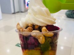 -三佰瑞冻酸奶(凯德MALL店)