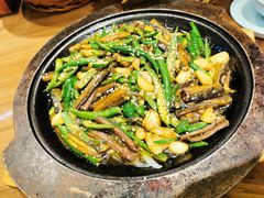 -有红鸡毛店·川菜(建设路店)