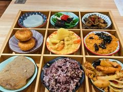-轻蔬不用等·素食(江苏路店)