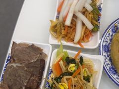 -陆元丰·兰州纯汤牛肉面(自强西路店)