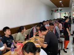大堂-东财大盘鸡(黑石礁店)