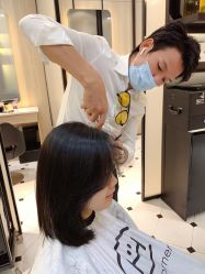 -HAIR CORNER
