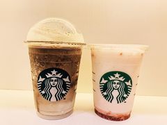 草莓酸奶星冰乐-星巴克(无锡苏宁天御广场店)