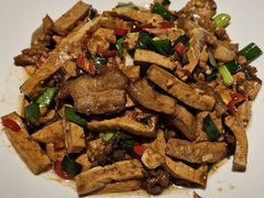 五花肉炒香干-小隐院子·庭院餐厅(大学城后湖店)