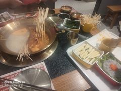 -旺蜀主成都串串火锅(西直门凯德MALL店)