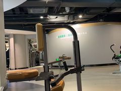 -懒人Club运动健身·运动康复·私教(三迪中心店)