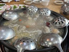 -濠轩阁特色生蚝火锅(水湾路店)