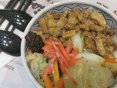 特色卤肉饭-吉野家(南昌铜锣湾店)