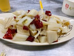 酸辣藕丁-小民大排档(光谷店)