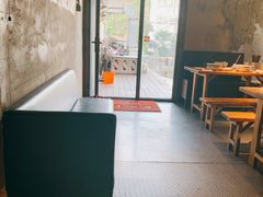 大堂-沪西老弄堂面馆(定西路店)