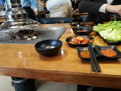 -肉甲韩国木炭烤肉(新壹街1店)