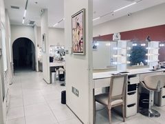 -HIMO海马体照相馆(上海华润CP静安店)