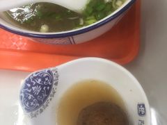 -陆元丰·兰州纯汤牛肉面(自强西路店)