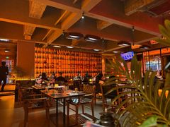 -何师烧烤Pro ·江湖川菜·小龙虾·精酿(太古里旗舰店)