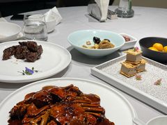 毛蟹炒年糕-屋里厢上海菜馆