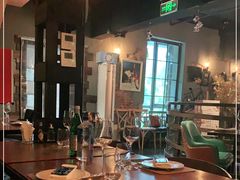 -斯普汇生蚝牛排馆(中骏世界城店)
