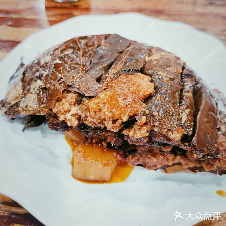 成都老牌苍蝇馆子代表之一，正餐宵夜都🉑，藕汤我能干三碗！