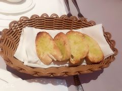 餐前面包-戈雅法餐厅(世界城广场店)