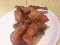 驰名石岐乳鸽-石岐佬中山菜馆(张溪店)