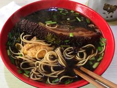 -小龙大肉面馆
