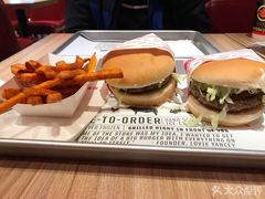 -FATBURGER 特富客汉堡(外交公寓店)