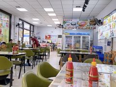 大堂-新时尚·辉记甜品(夏西店)