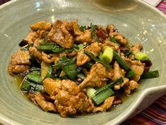 -香巴拉云南餐厅(华莱坞店)