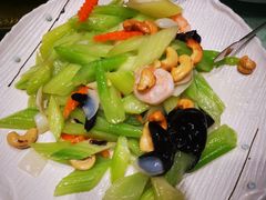 腰果西芹炒百合-红樱桃·新派辽菜(北行店)