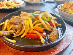 墨西哥牛肉铁板-Cactus墨西哥仙人掌餐厅