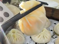 -莱莱小笼·乔艾