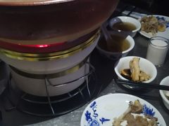 -广味炭炉鸡煲(宝业路分店)