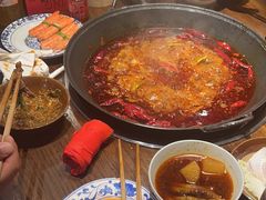-萍姐火锅·公路夜市(武汉首店)