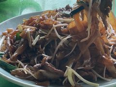 干炒牛河-盛港湾海鲜食府(黄沙店)