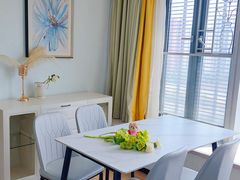 -铂斯登行政公寓(深圳北站汇隆中心店)