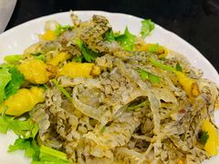 -老刘生态大鱼坊铁锅炖鱼(赛马场店)