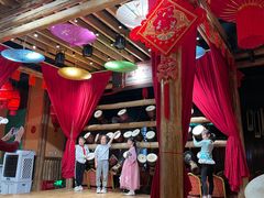 -老滇山寨•云南特色菜•地方菜•民族风情歌舞表演(金碧店)