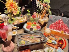 -蟹犇前•帝王蟹雪蟹(陆家嘴店)