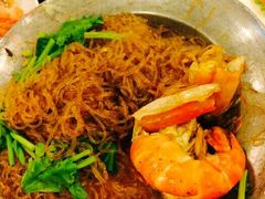 -J Daeng Seafood
