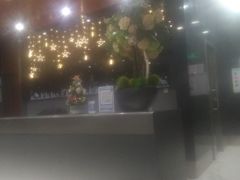 -上海虹梅嘉廷酒店