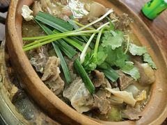 -雄伟美食(高沙中街店)