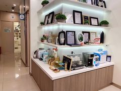 -维乐口腔(美维云门诊陆家嘴店)