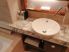 -上海龙之梦万丽酒店