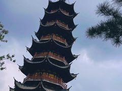 -龙华寺