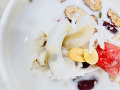椰奶清凉补-太婆抱罗粉…海南特色小吃(一市场店)