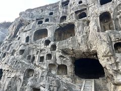 -龙门石窟