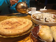 大油馕-新疆伏拉沃餐厅(白龙南路店)